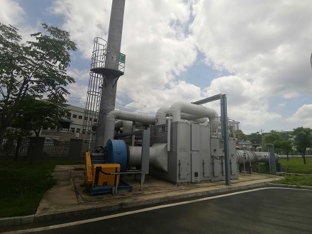 專用車涂裝生產(chǎn)線現(xiàn)場(chǎng)圖3