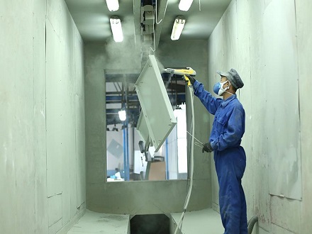 航空航天涂裝生產(chǎn)線(xiàn)客戶(hù)案例現(xiàn)場(chǎng)6