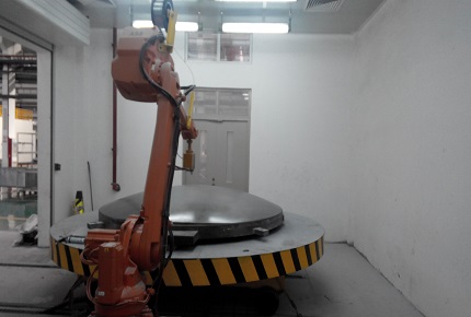 機(jī)器人拋丸房